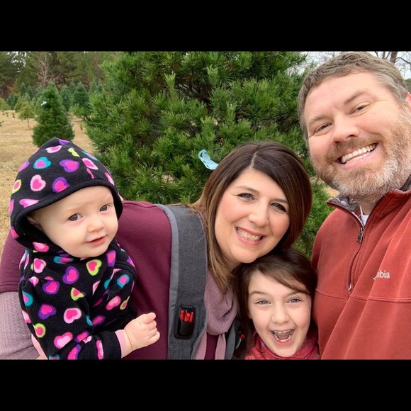 Meet your Posher, Amanda - Picture 1 of 1